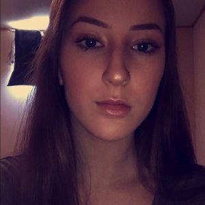 Meet your Posher, Aurora