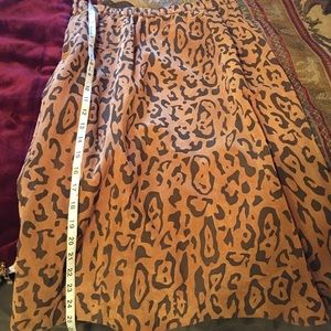 Leopardprint  on trend suede skirt size 4
