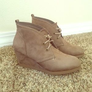Canyon River Blues Taupe Wedge Booties