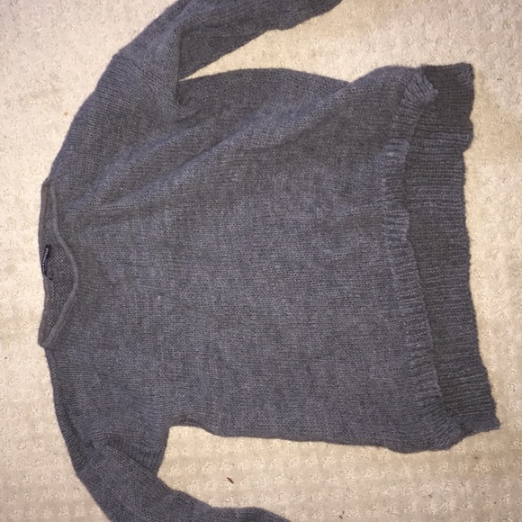 Brandy Melville sweater