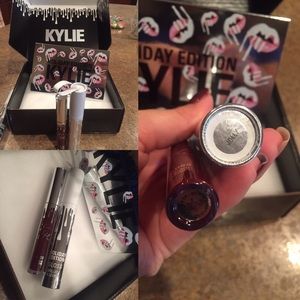 Kylie Holiday Edition Jolly Gloss👄