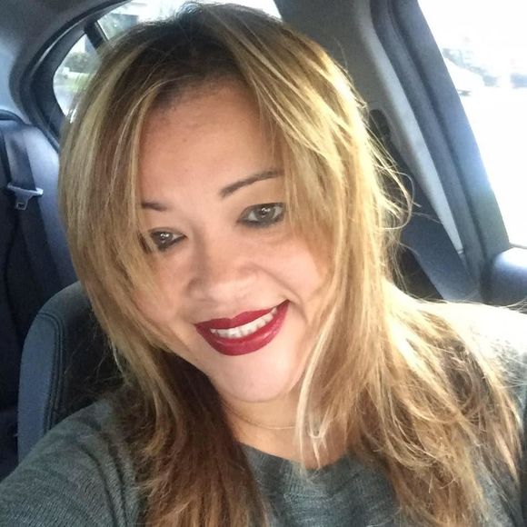 Meet your Posher, Damaris