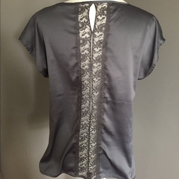 Charcoal/Silver lace detailed top from the Limited - Picture 2 of 3