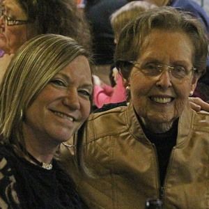 Meet your Posher, Deena