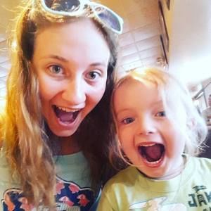 Meet your Posher, Kayla