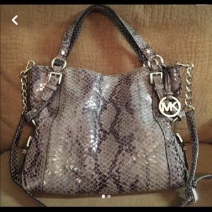 Snake skin MK