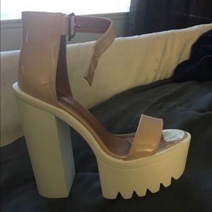 Woman's 6