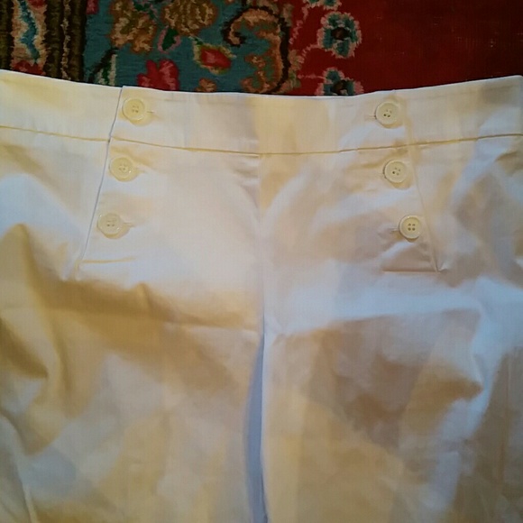NY & Co White Sailor Button Waist White Capri 14 - Picture 2 of 4