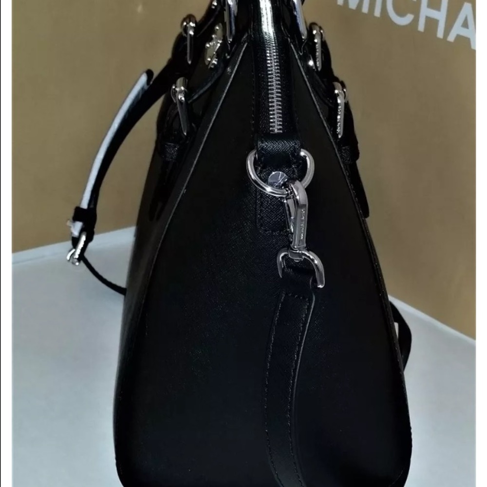 PRICE FIRM Michael Kors Large Ciara Satchel Black