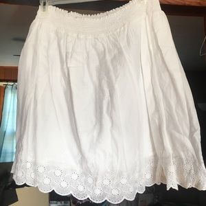 Skirt with stretch band