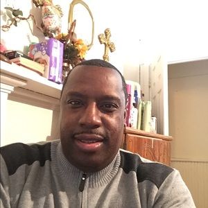 Meet your Posher, Larry