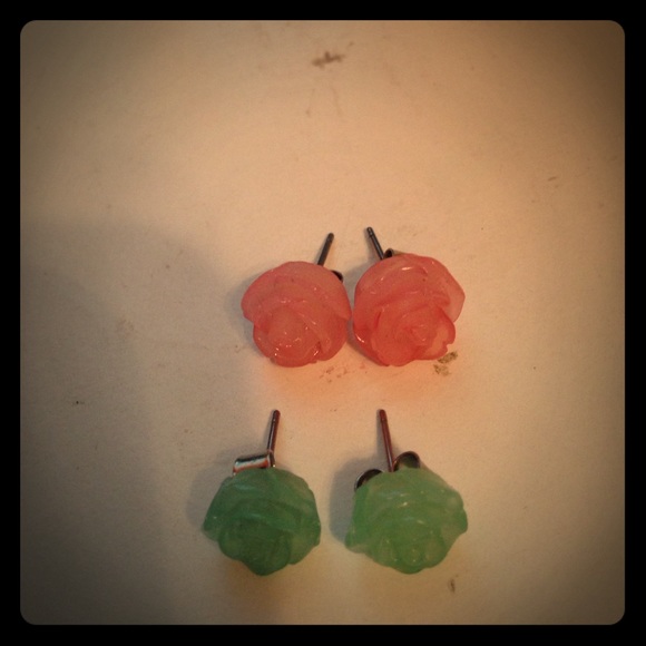Rose earrings