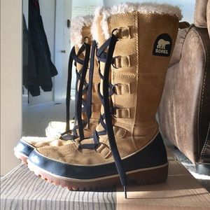 Sorel Boots size 9 Tivoli high II color curry