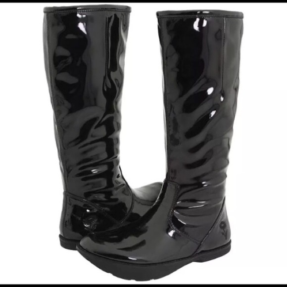 Earth Boots patent leather rain boot size 8.5