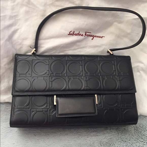 Ferragamo shoulder bag