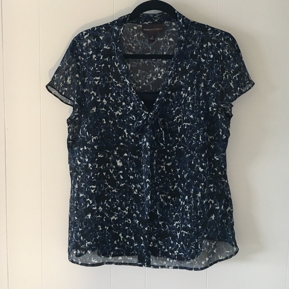 Never Worn Dana Buchman Blouse