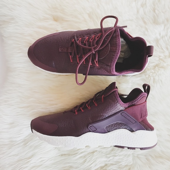 Nike Air Huarache Ultra Premium Maroon Sneakers - Picture 3 of 4