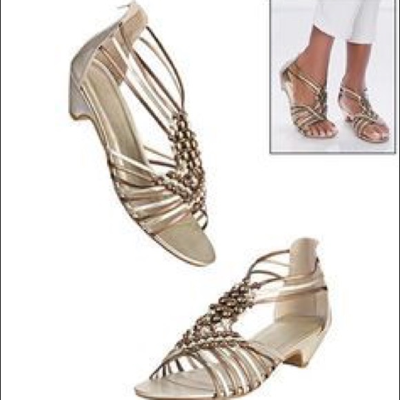Avon Shoes - BNWT Avon Metallic knot sandals size 8