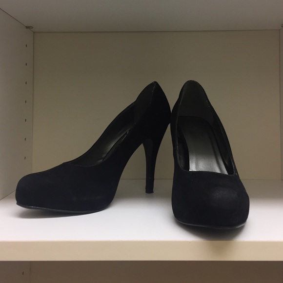 Black High Heels
