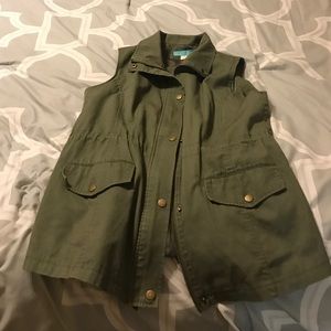 Francesca's Army Green Vest
