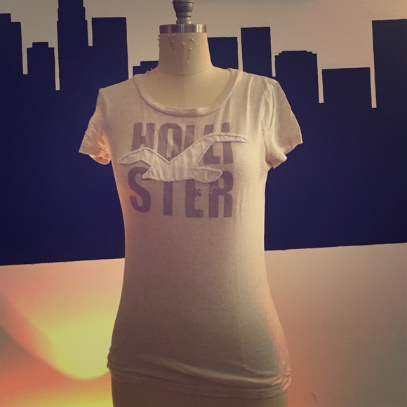 Hollister Tee