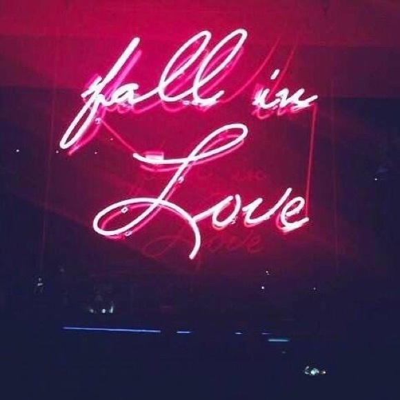 Meet your Posher, Mary - Picture 2 of 4