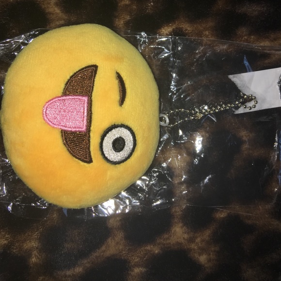 Emoji Keychain - Picture 2 of 4