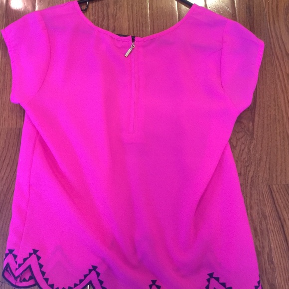 Blouse - Picture 2 of 2