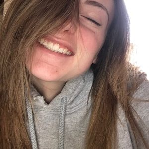 Meet your Posher, Kelsey