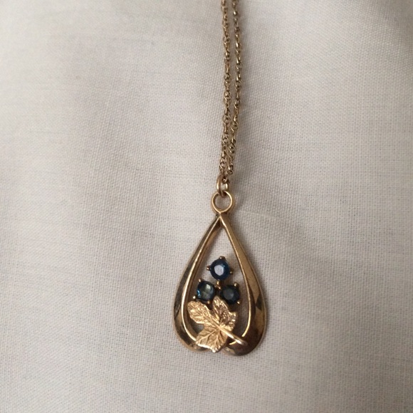 ✨Vintage✨ Sapphire & 14k GF gold necklace. - Picture 1 of 4