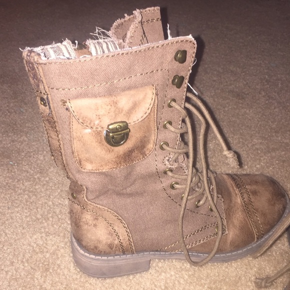 Brown distressed roxy combat boots