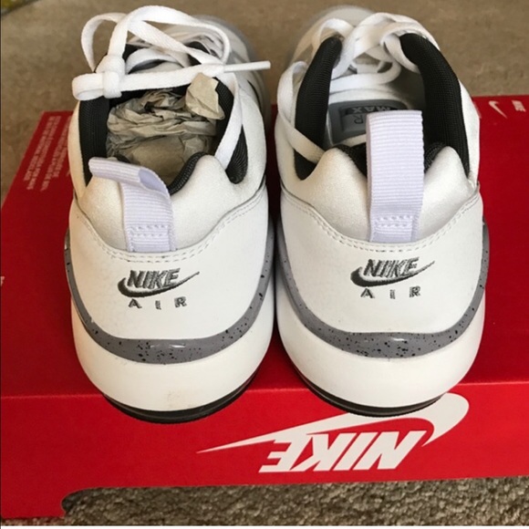 NEW Women's Nike Air Max Siren - Picture 3 of 3