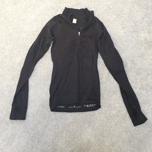 LUCY size small running shirt
