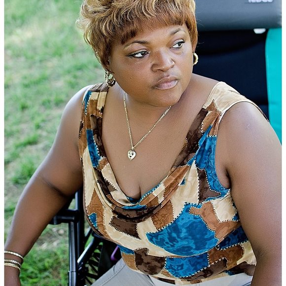 Meet your Posher, Debra - Picture 1 of 1