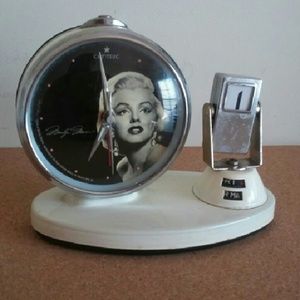 70's Vtg Marilyn Monroe Centric Flip Clock