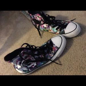Converse size 6.5