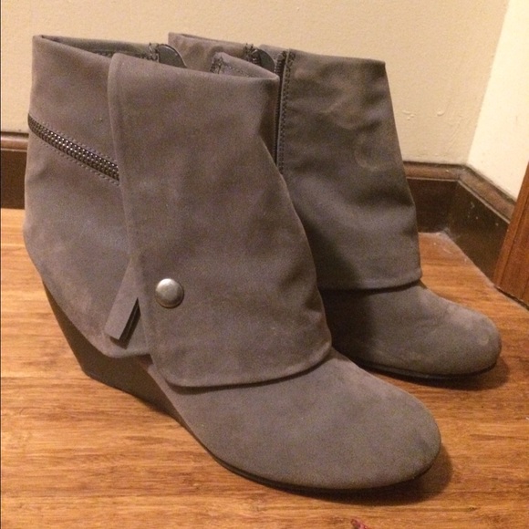 Gray Suede Wedge Shoes Booties Boots Zip Closure