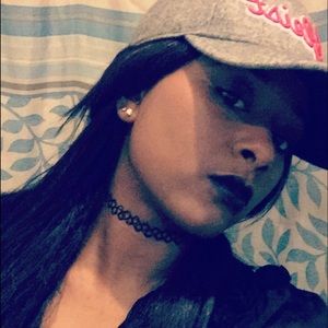 Meet your Posher, Monique