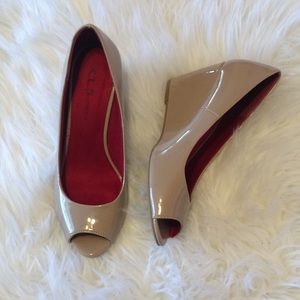 Nude CL by Laundry Heels, NWOT ‼️‼️