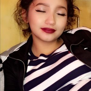 Meet your Posher, Jazmin