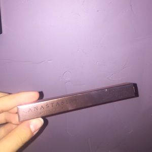 Brow difiner