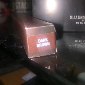 Brow definer