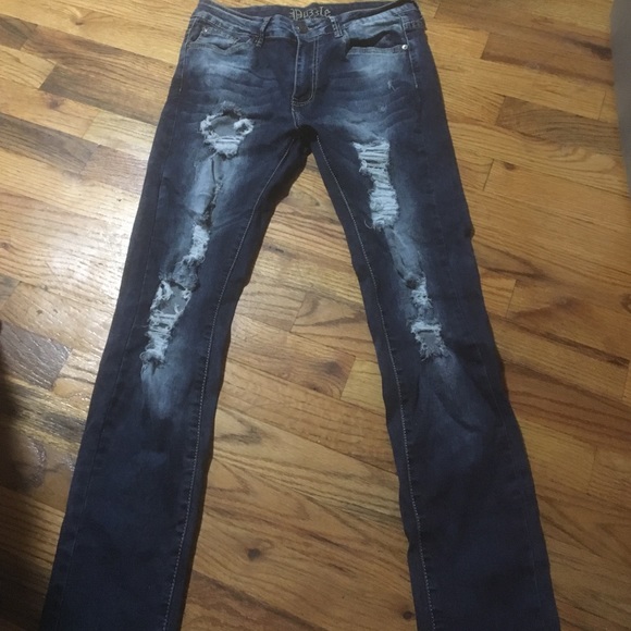 Blue skinny ripped jeans