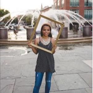 Meet your Posher, Jakayla