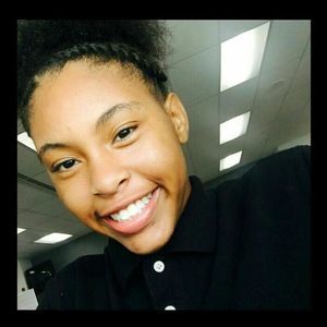 Meet your Posher, Camara