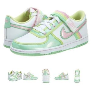 NIKE VANDAL LOW SNEAKERS