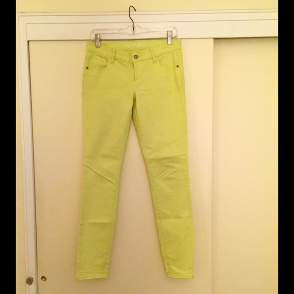Old Navy Neon Yellow Rockstar Jeans