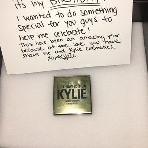 Kylie Cosmetics Crème Shadow