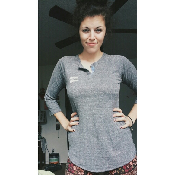 Toms Tops - Toms Shoes long sleeve top