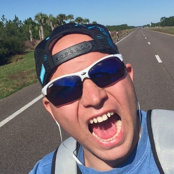 Meet your Posher, Cj